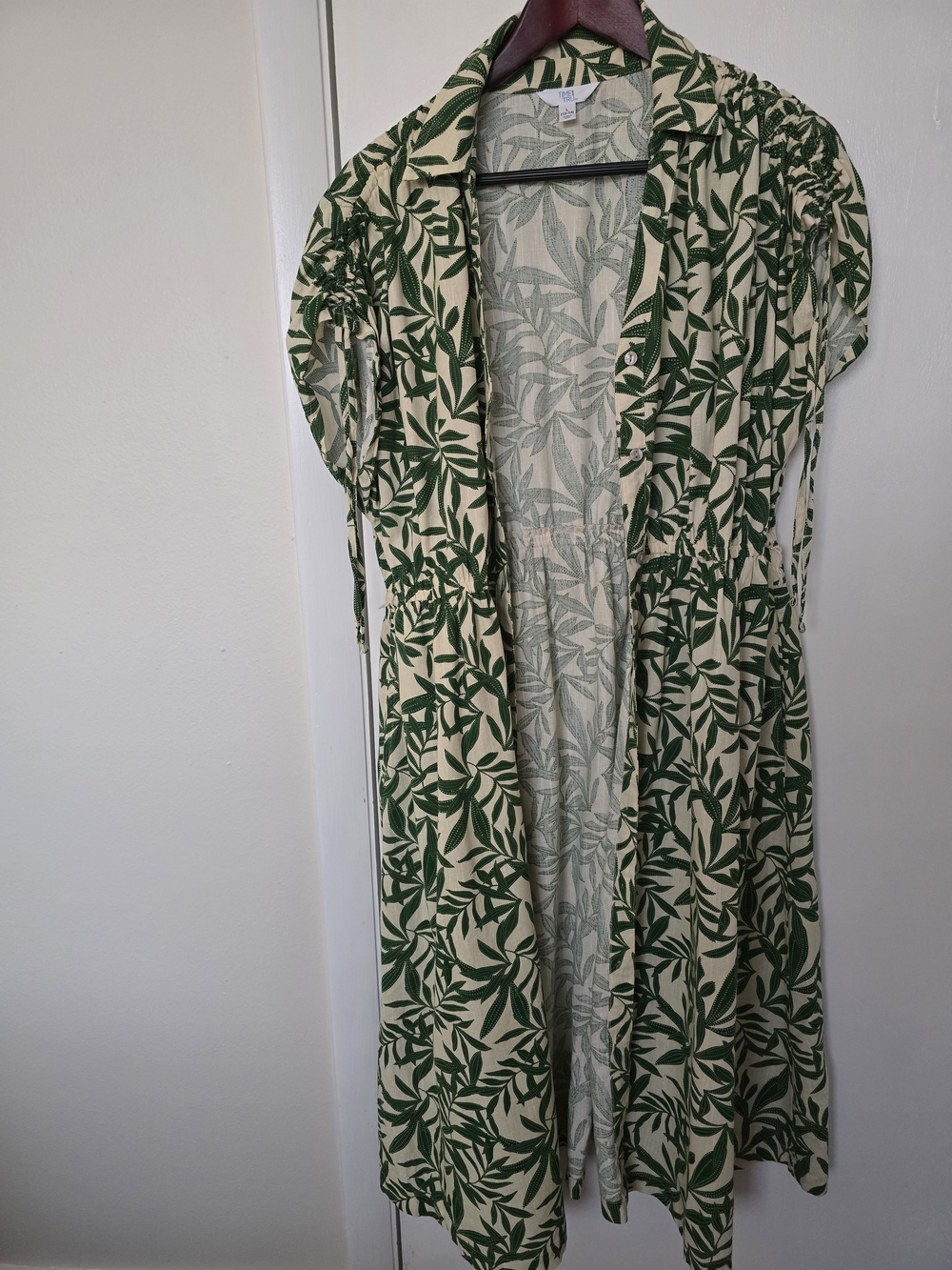 Time and Tru Cream and Green Leaf-Print Nightshirt